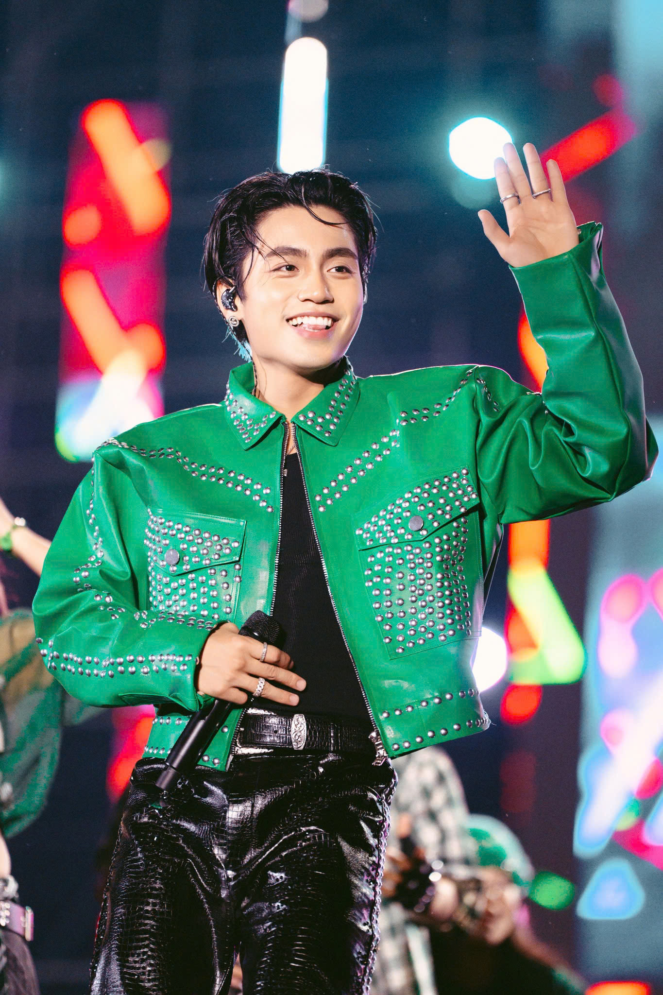 Chỉ cao 1,70m nhưng MONOmặc gì cũng đẹp - Ảnh 5.