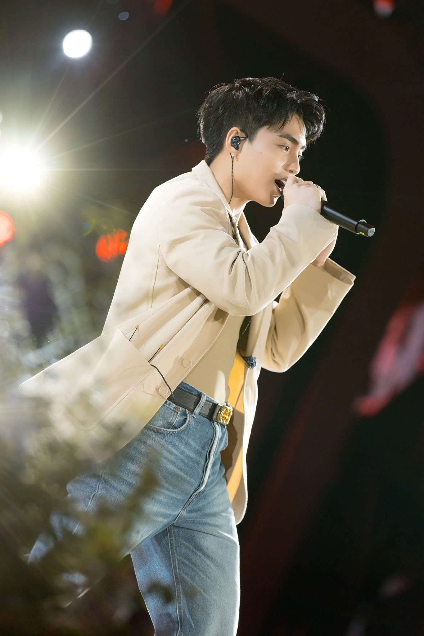 Chỉ cao 1,70m nhưng MONOmặc gì cũng đẹp - Ảnh 6.