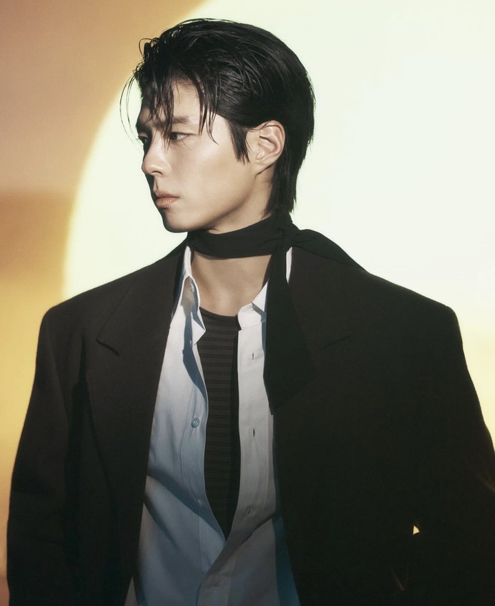 Điều ít biết về 'nam thần châu Á' đóng chính phim cổ trang có Trấn Thành插图1 Park Bo Gum có tuổi thơ nhiều biến cố.