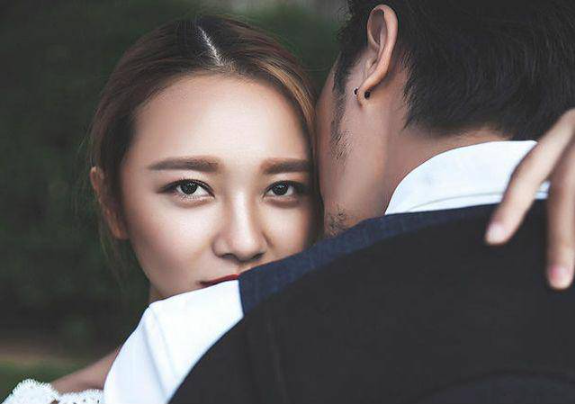 Khi chồng ngoại tình, đòn 'phản công' cao tay nhất của phụ nữ chỉ gói gọn trong 4 chữ này - Ảnh 1.