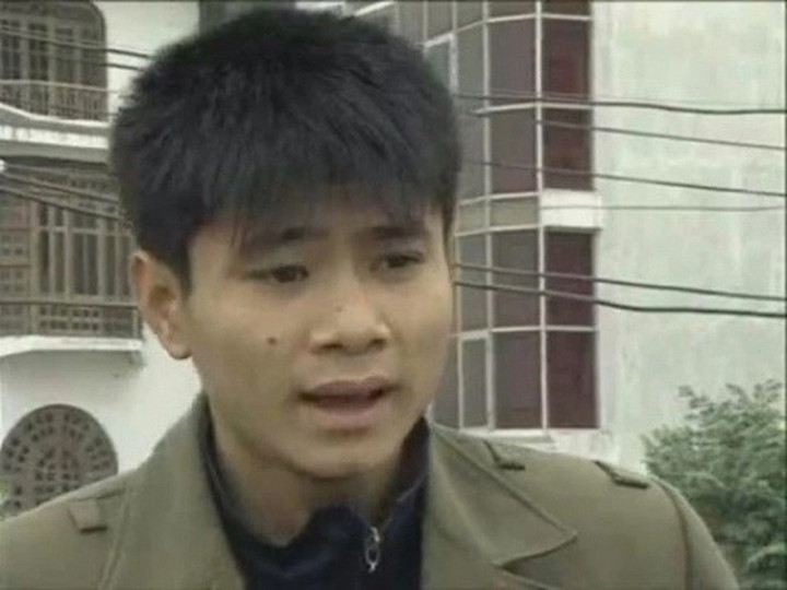 NSND Tự Long có quá khứ vất vả, làm đủ nghề để kiếm sống.