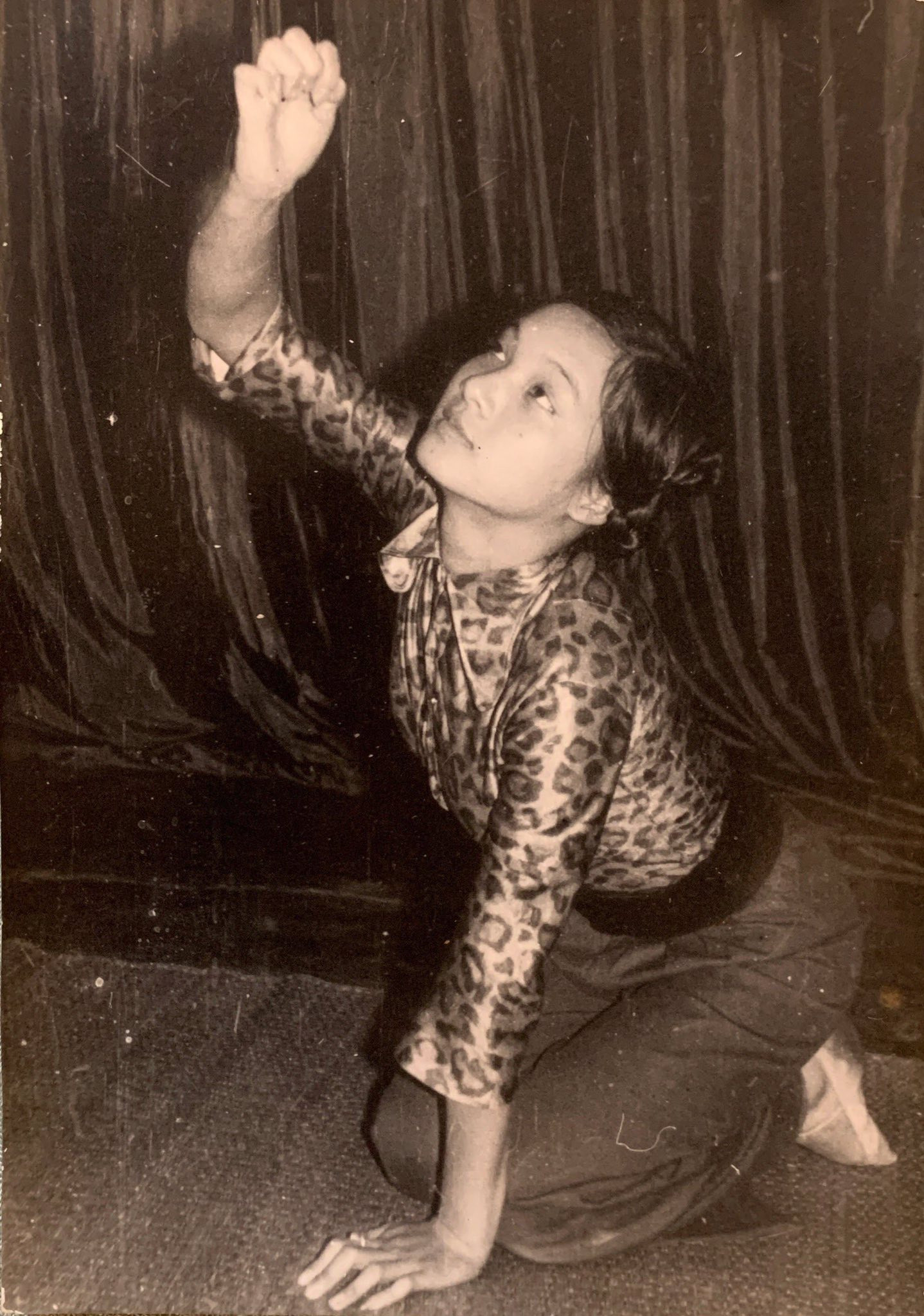 Hình ảnh hiếm lúc trẻ của NSND Lê Khanh插图5 Hình ảnh hiếm lúc trẻ của NSND Lê Khanh - Ảnh 7.