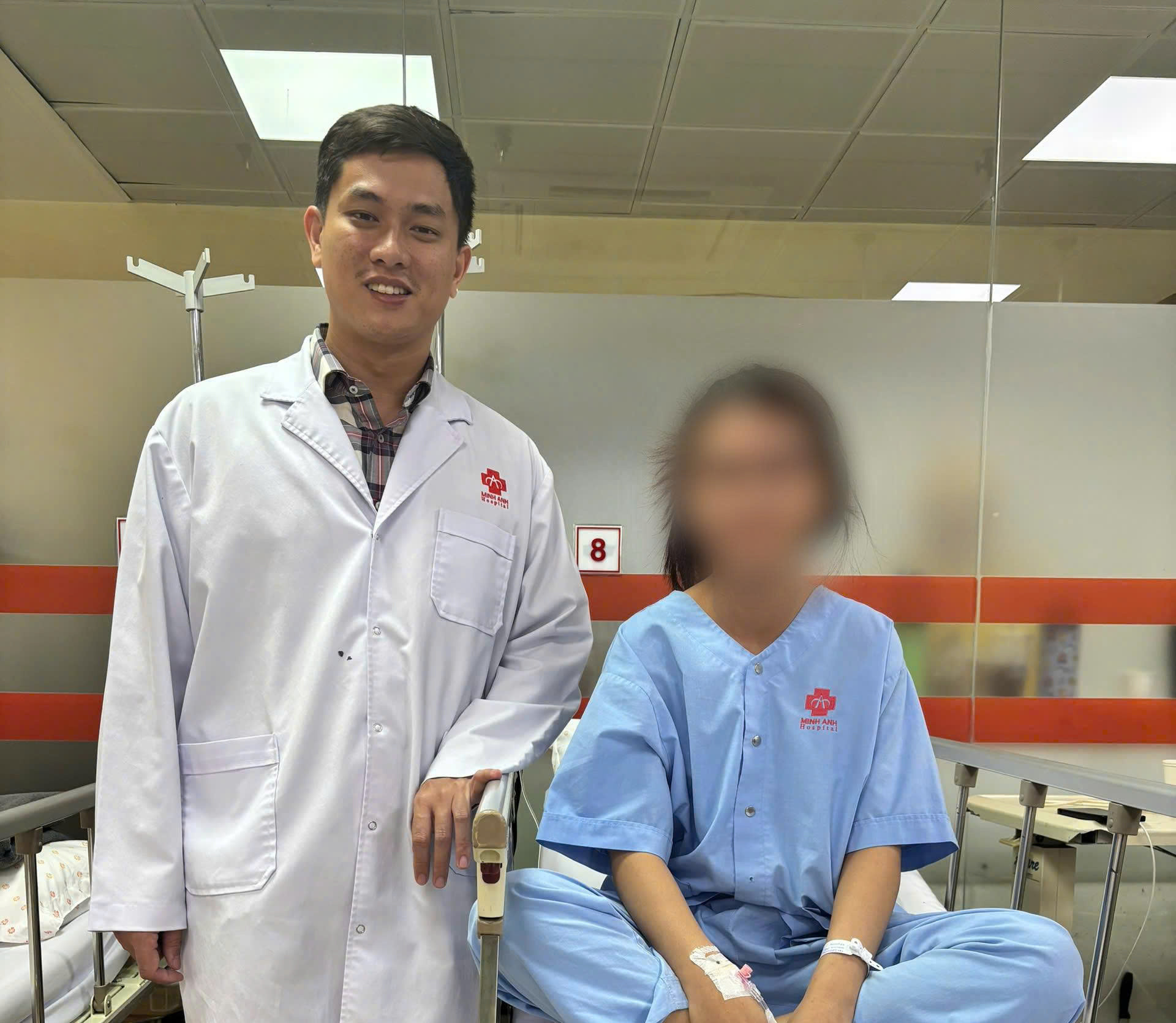 Một nữ sinh suy thận ở tuổi 22, hồi chuông cảnh báo cho người trẻ - Ảnh 1.