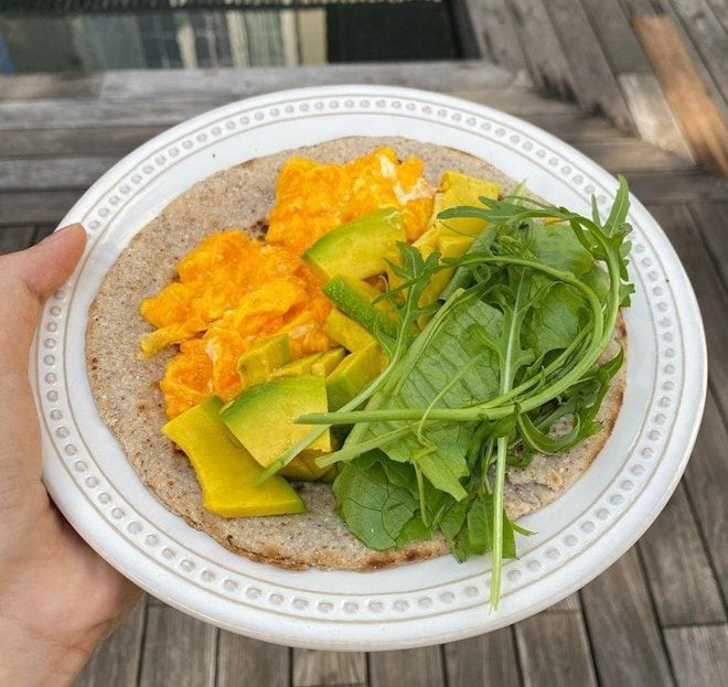 Bữa sáng khác lạ của Hà Tăng: Bí quyết dinh dưỡng cho sắc vóc hoàn hảo 2026 - Ảnh 12.