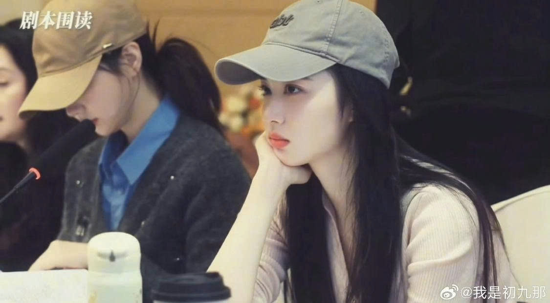 top 10 nu dien vien trung quoc co guong mat moc dep nhat hinh anh 2