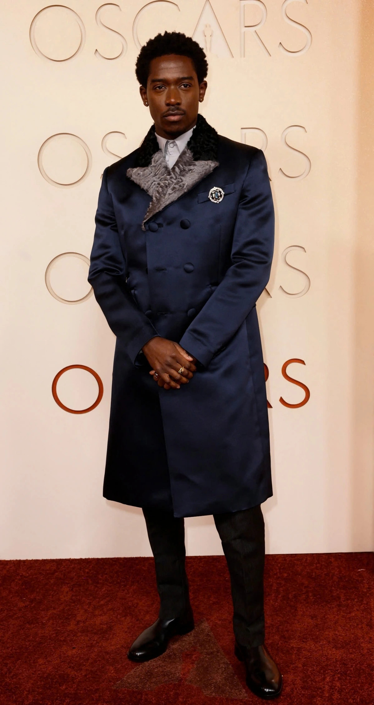 12 bo trang phuc gay that vong tren tham do oscar 2026 hinh anh 11