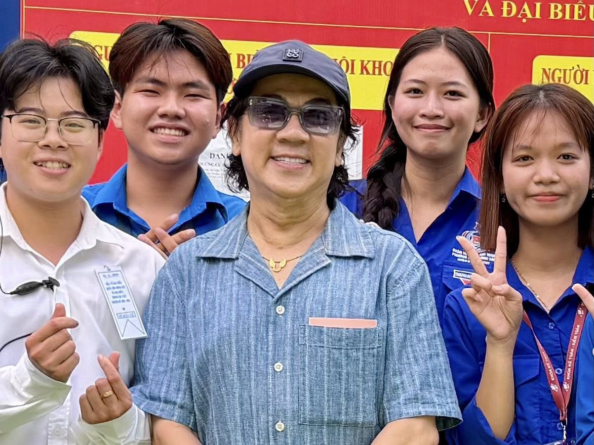 NSƯT Thành Lộc lên tiếng sau hiểu lầm về “Ngày hội non sông” - Ảnh 2.