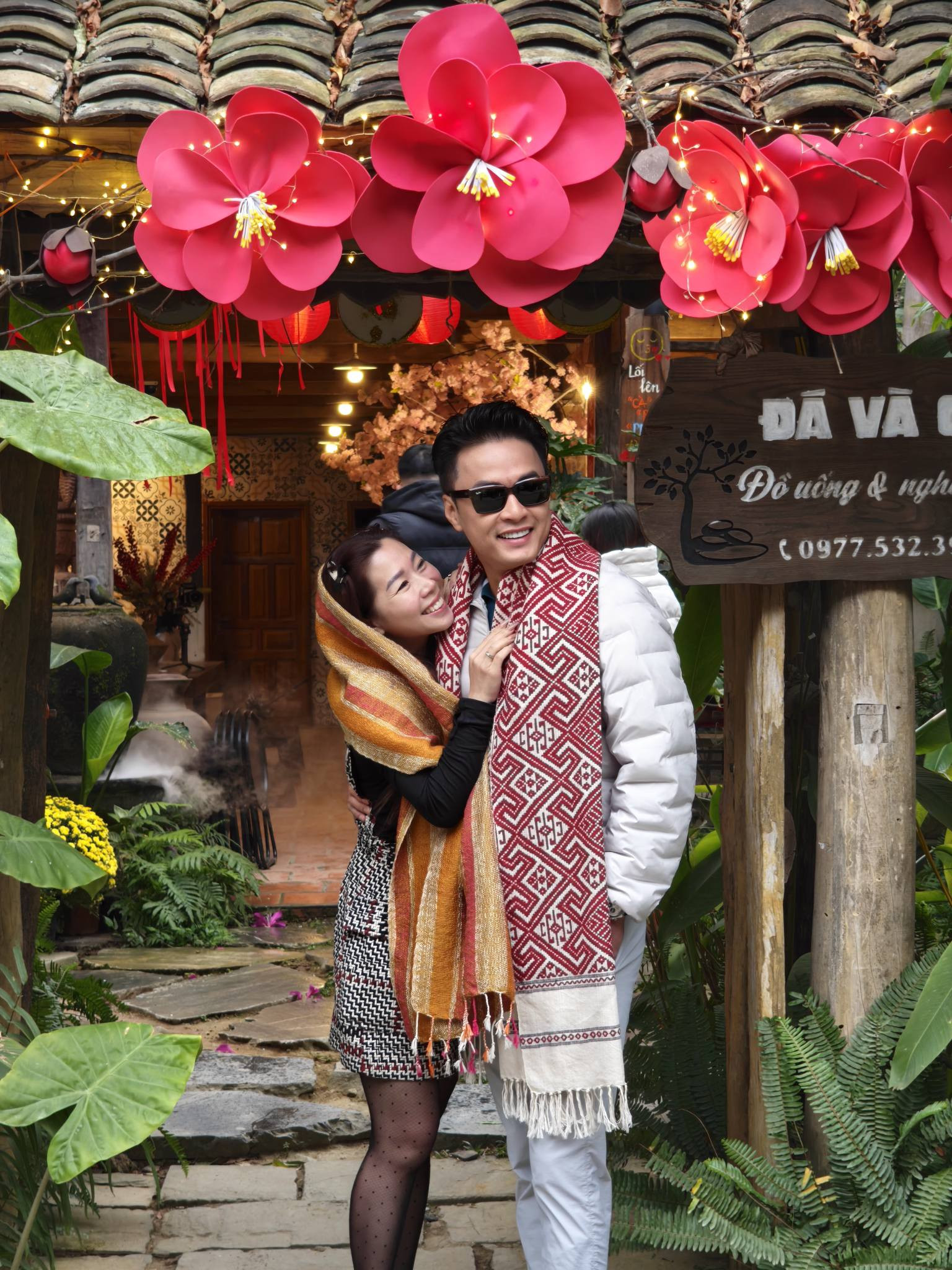 'Phi công trẻ' - luật sư Khang phim 'Đồng hồ đếm ngược' có hạnh phúc viên mãn bên vợ con - Ảnh 7.