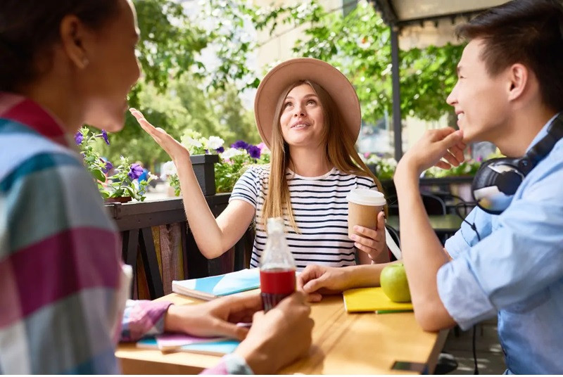 3 Khung giờ đẹp thắp hương mùng 1 tháng 2 âm lịch năm 2026 để hút tài lộc - Ảnh 3.