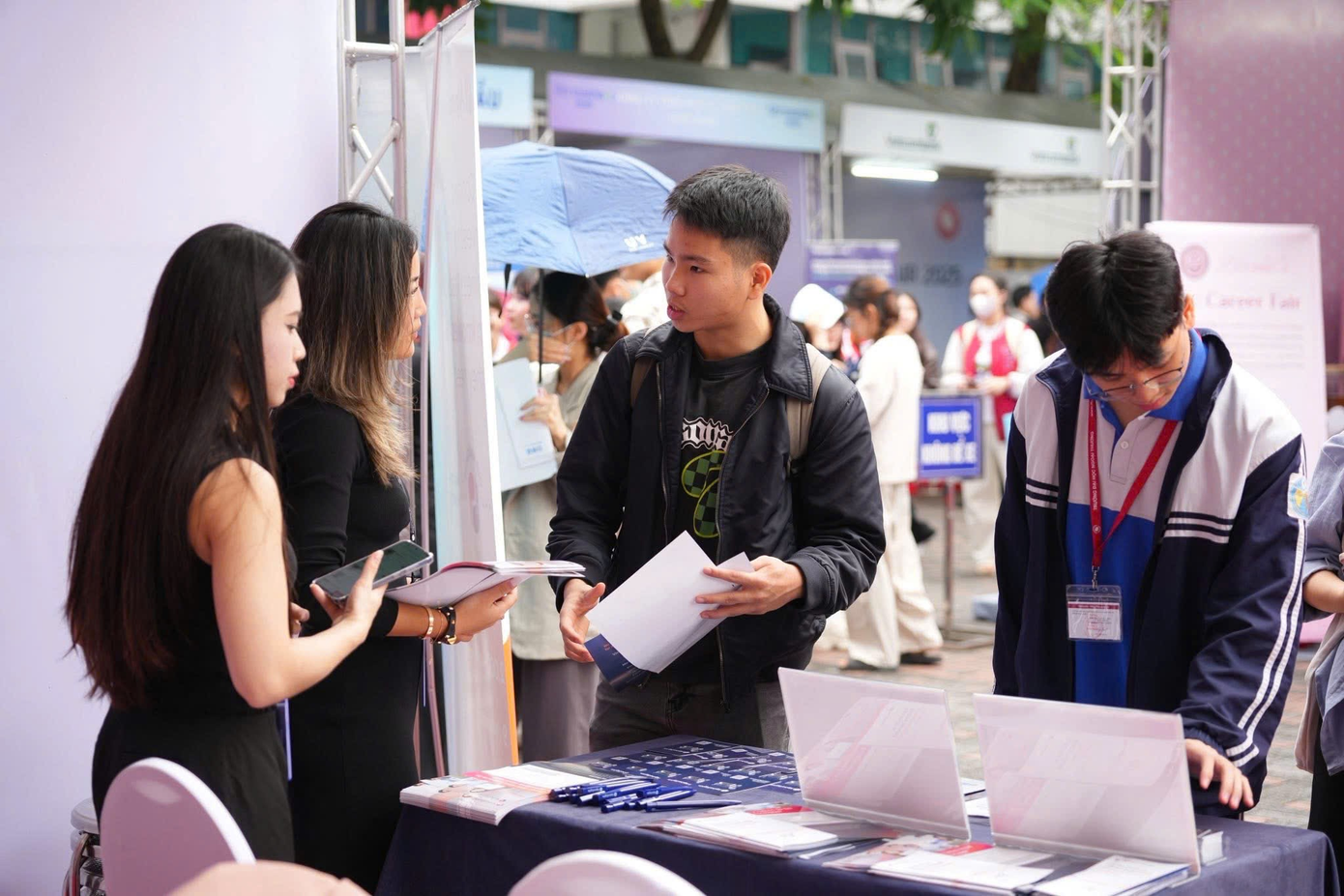 Vì sao Gen Z giỏi mà vẫn thất nghiệp?插图1 image003.png