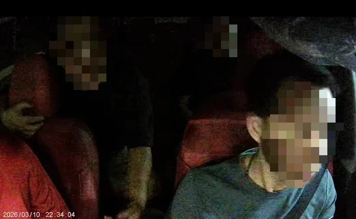 Camera hành trình ghi lại toàn bộ vụ việc nhạc sĩ Minh Khang xúc phạm, dọa đánh tài xế. (Ảnh chụp màn hình)