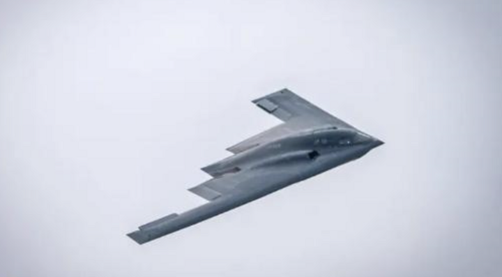 Máy bay ném bom B-2 của Mỹ. (Ảnh: Reuters)