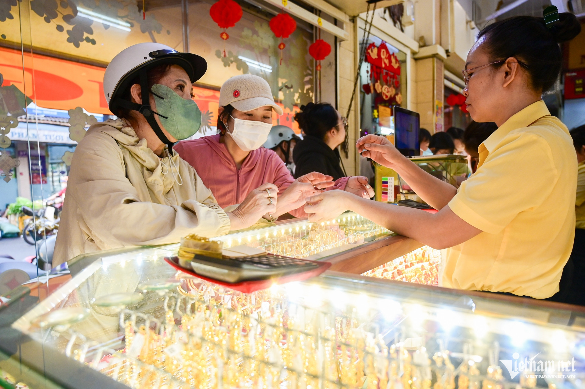 W-vàng  nguyễn huế 8.jpg