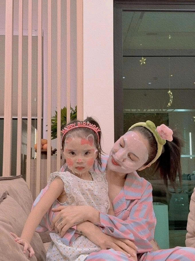 sao viet 22 3 ky duyen va thien An cung nhau vi vu thai lan hinh anh 8