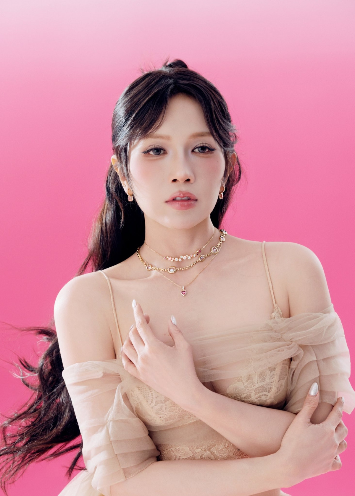 Nhan sắc gợi cảm của nữ chính phim kinh dị 