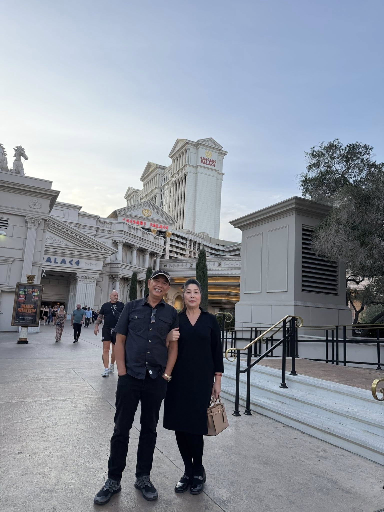 NSND Hồng Vân - tài tử Lê Tuấn Anh có hôn nhân đẹp ở tuổi trung niên - Ảnh 4.