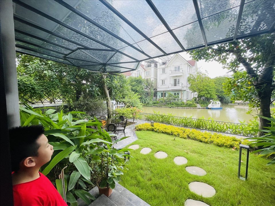 Biệt thự ven hồ xa hoa ven sông gần 60 tỷ của diễn viên Lã Thanh Huyền - Ảnh 9.