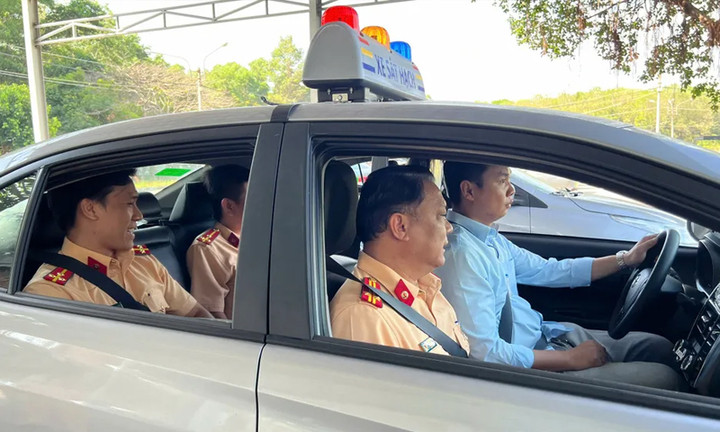 Sát hạch lái xe không chỉ tập trung vào kỹ năng, mà còn chú trọng hơn đến đạo đức. (Ảnh: Cục CSGT)