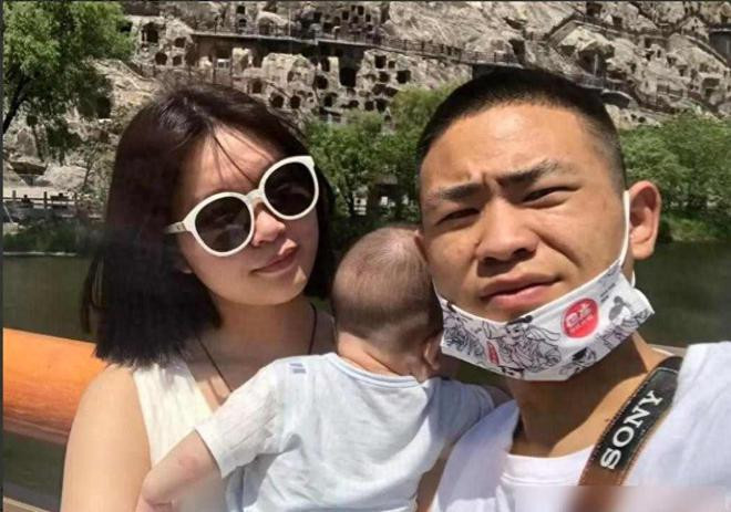 Chồng trốn trong cốp xe bắt quả tang ngoại tình, lại bị vợ bỏ rơi không thương tiếc - Ảnh 1.