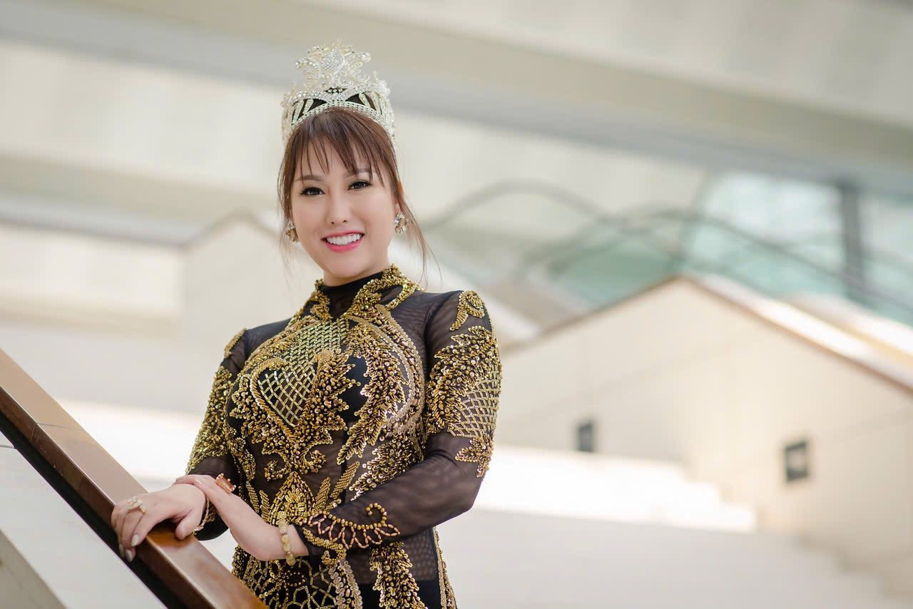 Nhan sắc nữ diễn viên giữ chức Phó Viện trưởng có cuộc sống hạnh phúc bên doanh nhân giàu có - Ảnh 14.