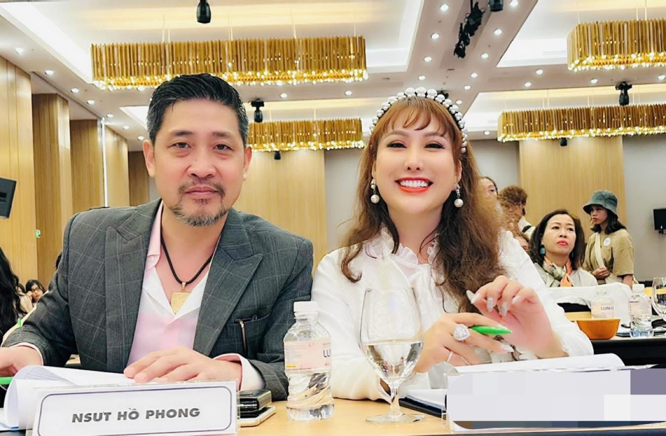 Nữ diễn viên giữ chức Phó Viện trưởng làm mẹ đơn thân, ở tuổi U50 hạnh phúc bên doanh nhân giàu có - Ảnh 9.