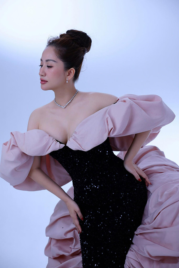 Tuổi 44 rực rỡ của Khánh Thi - Ảnh 6.