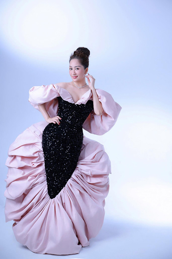 Tuổi 44 rực rỡ của Khánh Thi - Ảnh 5.