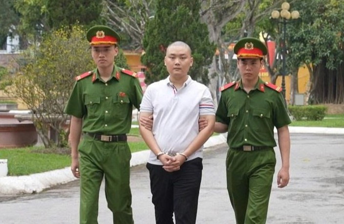 Từ học sinh mê tin học