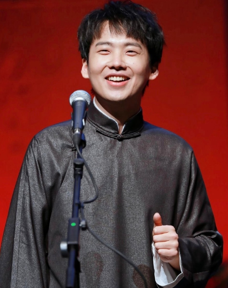 Ba nam diễn viên bị phát hiện tới quán bar 'tay vịn'插图4 luu-hao-nhien7.jpg