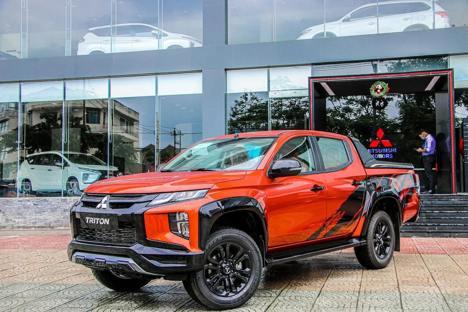 mitsubishi triton ms ning binh 1031 1188.jpeg