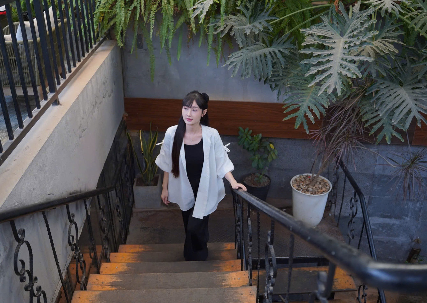 Nhan sắc nữ chính 'Bước chân vào đời' - Ảnh 6.