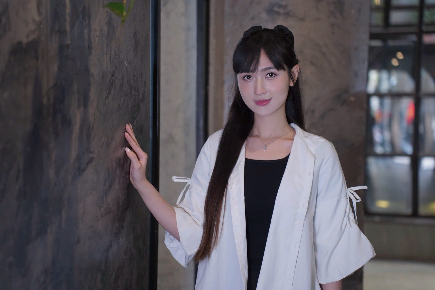 Nhan sắc nữ chính 'Bước chân vào đời' - Ảnh 10.