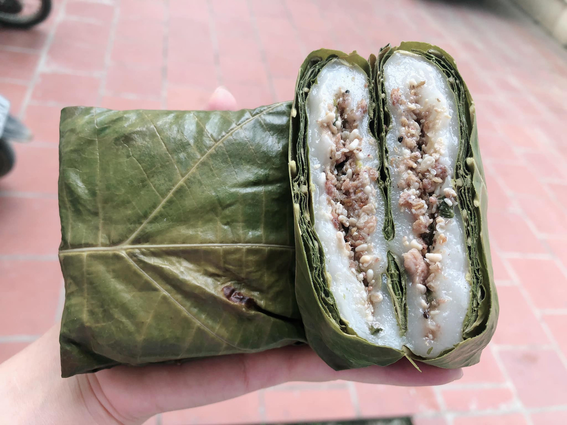 bui thuy hang 1110.jpg