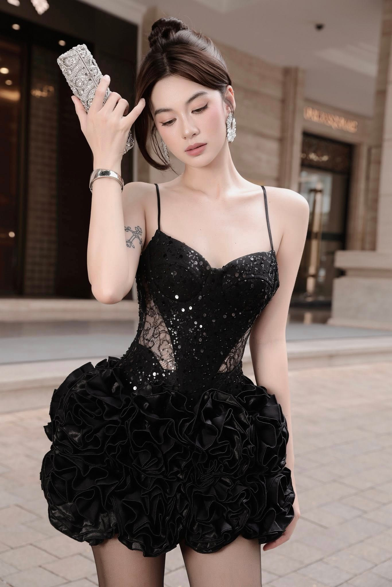 Nhan sắc bạn gái nam thần showbiz Việt - Ảnh 26.