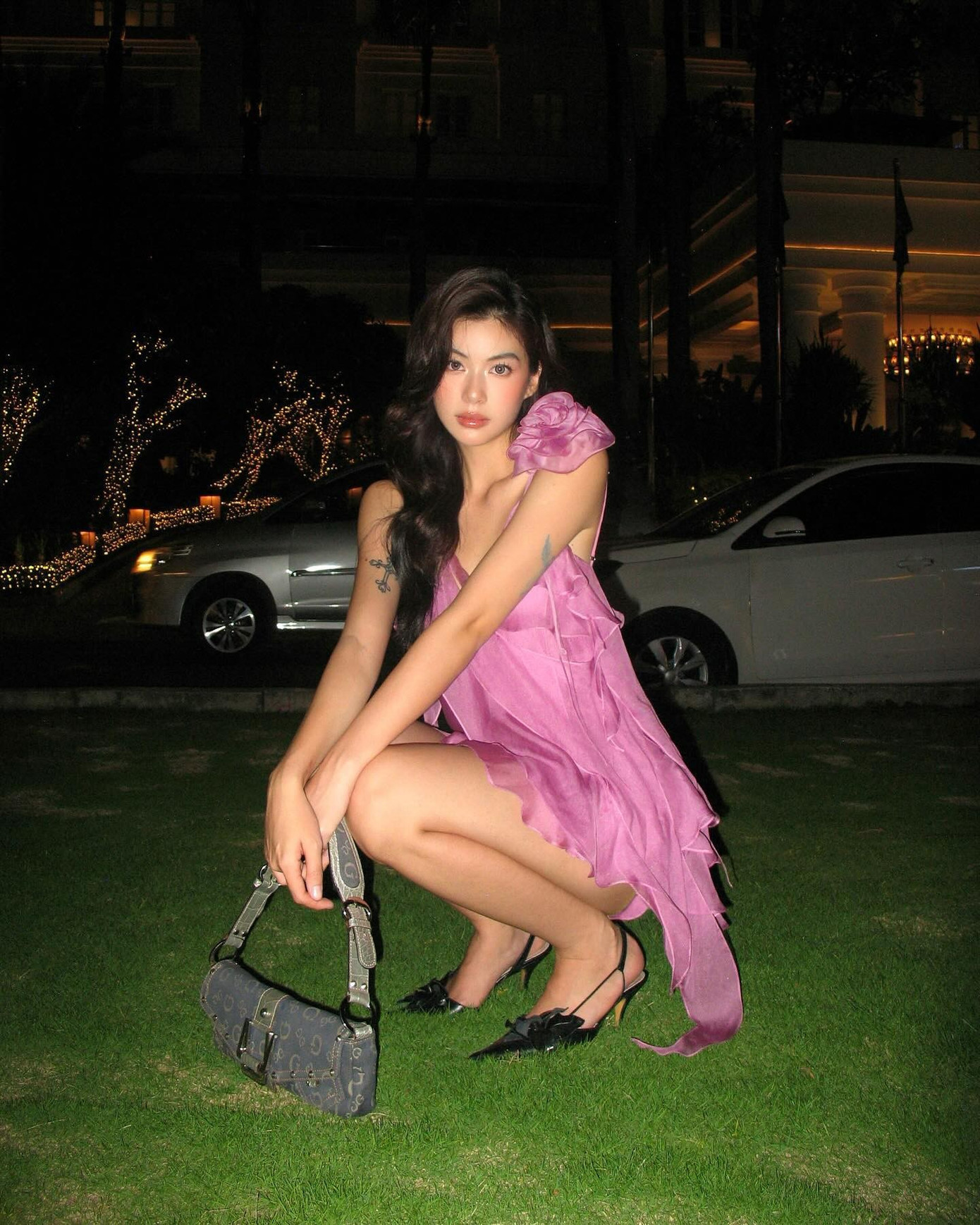 Nhan sắc bạn gái nam thần showbiz Việt - Ảnh 24.