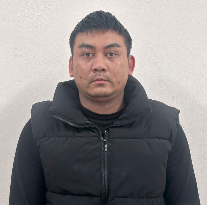 Phan Văn Minh tại cơ quan công an. (Ảnh: Công an tỉnh Bắc Ninh)