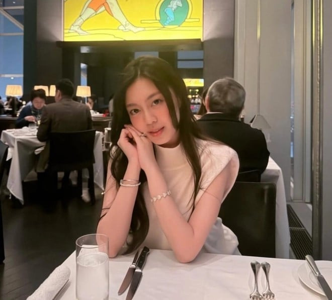 Nghệ sĩ Việt xuất ngoại đầu năm: Người nghỉ dưỡng, người kẹt ở Trung Đông插图4 Nghệ sĩ Việt xuất ngoại đầu năm: Người nghỉ dưỡng, người kẹt ở Trung Đông插图4