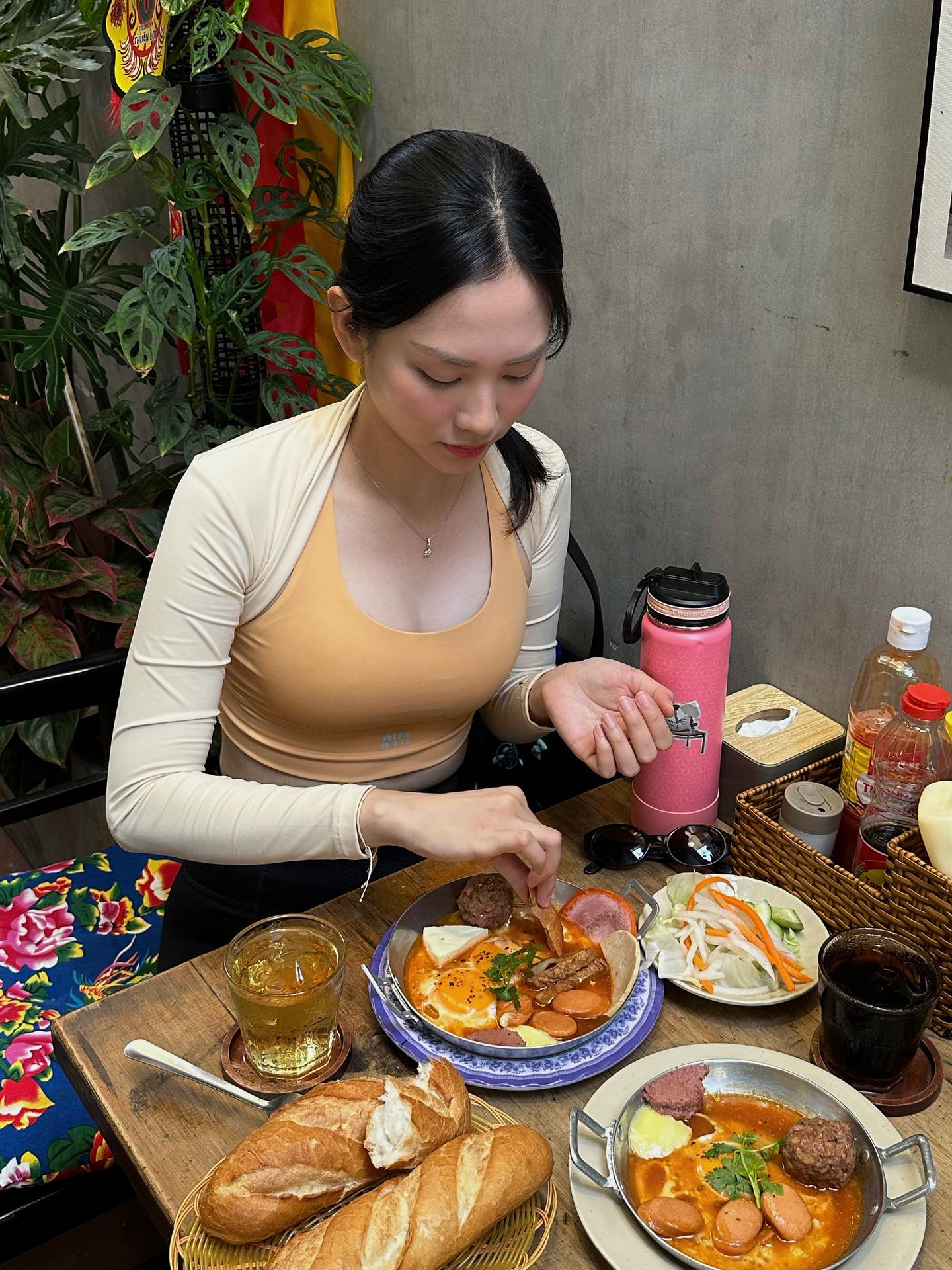 Hoa hậu Mai Phương thay đổi thế nào sau khi lộ sức khỏe bất ổn?插图4 Hoa hậu Mai Phương rời sân chơi nhan sắc để theo đuổi âm nhạc và cải thiện sức khỏe - Ảnh 5.