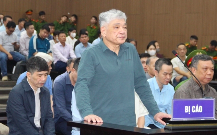 Lời khai về 10 tỷ đồng đặt trước cửa nhà Quyền cục trưởng插图 screen-shot-2026-03-31-at-152759.png