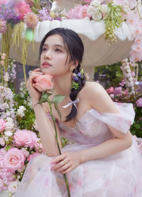 Đúng ngày mai, thứ Sáu 6/3/2026, khổ tận cam lai, hưởng trọn lộc Trời, 3 con giáp phúc khí vô biên, vận may phủ đầy, tiền tài nối kéo nhau chạy vào túi - Ảnh 1