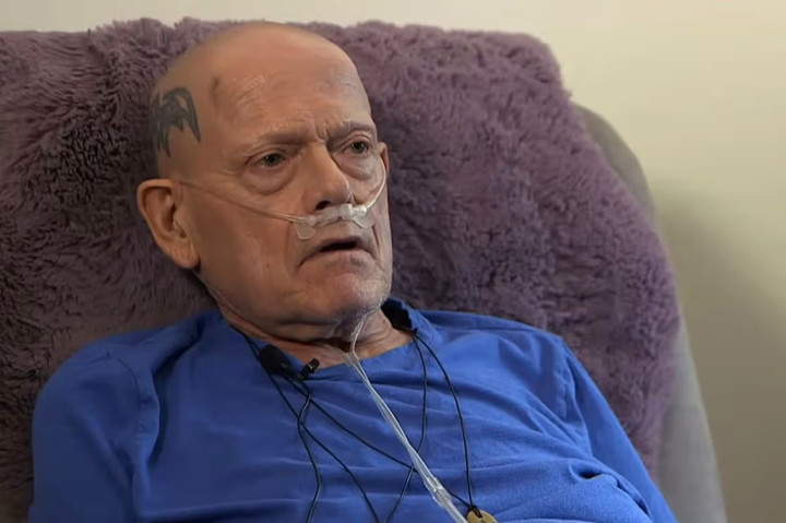 Người đàn ông kể chuyện xuống địa ngục, gặp quỷ dữ trong 5 ngày hôn mê插图 Ông Gerhard đã cố gắng tự tử vào năm 2020. (Ảnh: Thanatos TV EN/YouTube)