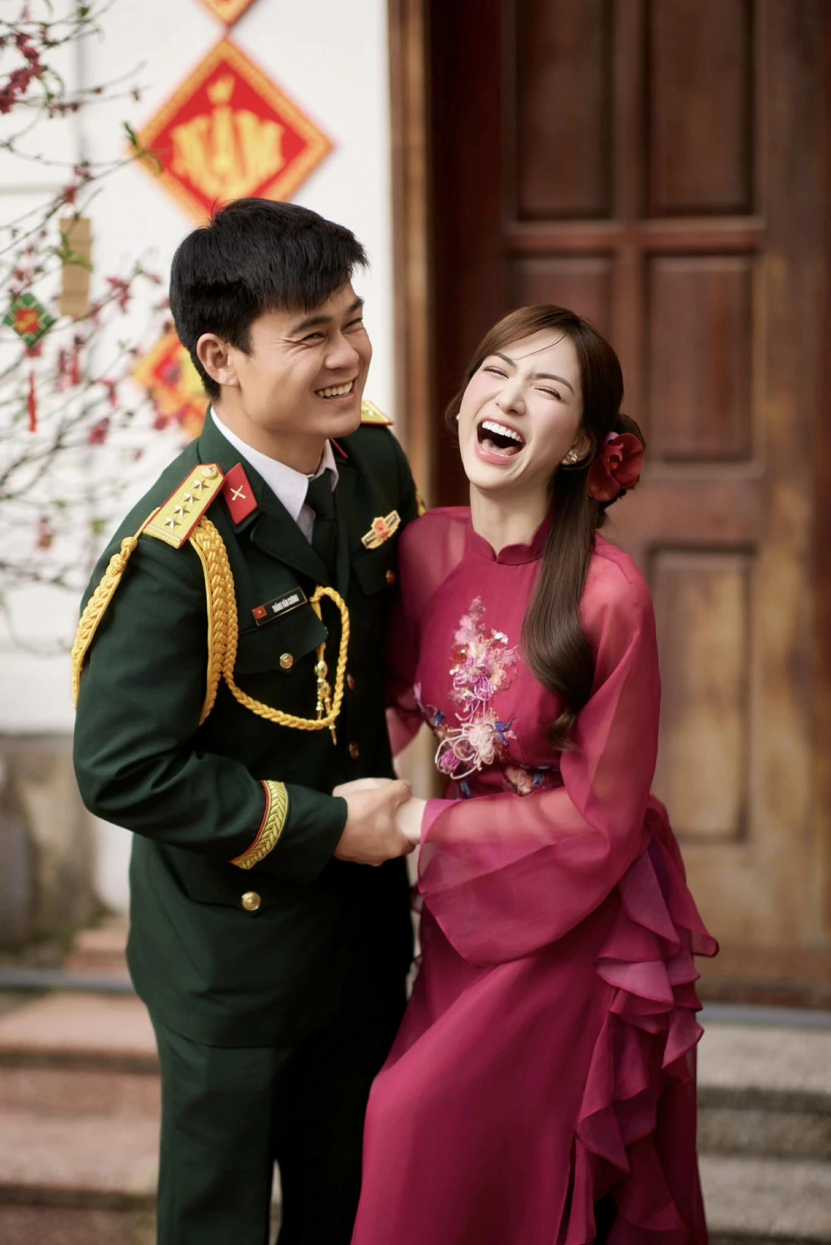 Duc phuc va erik mong cho toi ngay cuoi cua hoa minzy hinh anh 3