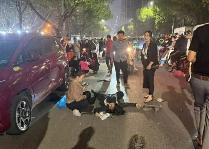 vu tai nan lien hoan o nguyen chanh, ha noi mot nguoi tu vong hinh anh 1
