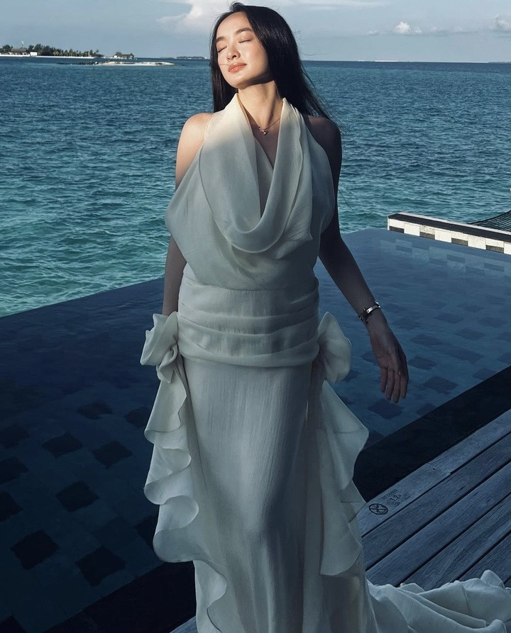 Bên cạnh phong cách thời trang, Kaity Nguyễn cũng chú trọng chăm sóc bản thân để duy trì vẻ ngoài rạng rỡ. Nữ diễn viên cho biết cô duy trì thói quen dưỡng da đều đặn, đặc biệt chú trọng làm sạch sâu và cấp ẩm.