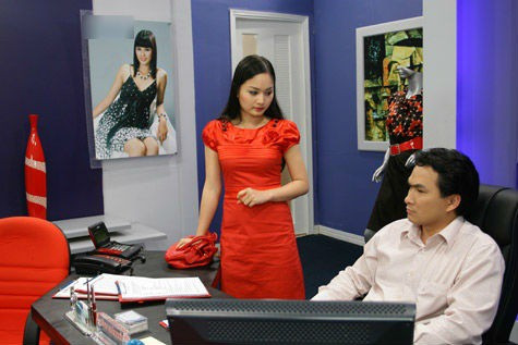 Diễn viên Lan Phương làm mẹ đơn thân , vượt sóng gió hôn nhân sau ' cô gái xấu xí ' - Ảnh 1.