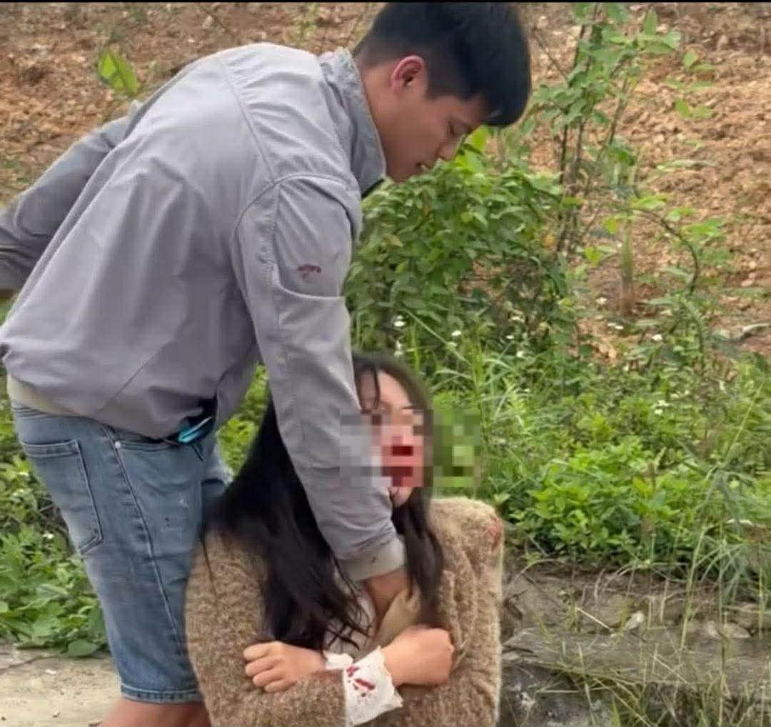 Hỉa phòng kéo lê.jpeg