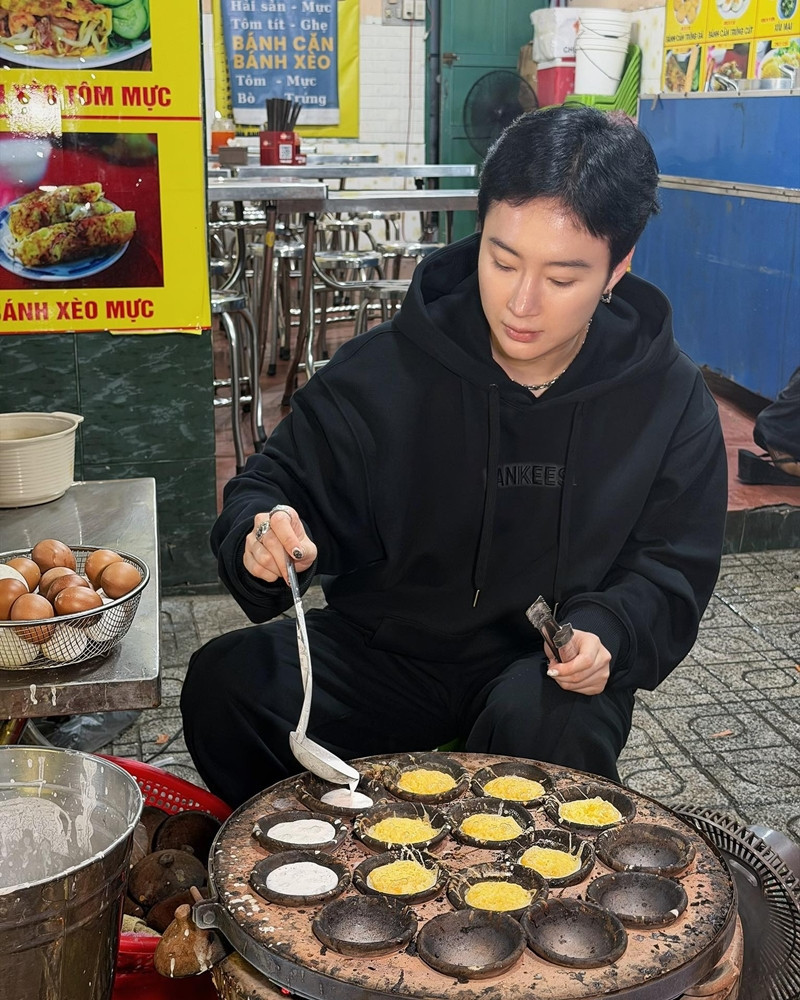 Angel Phuong Trinh.jpg