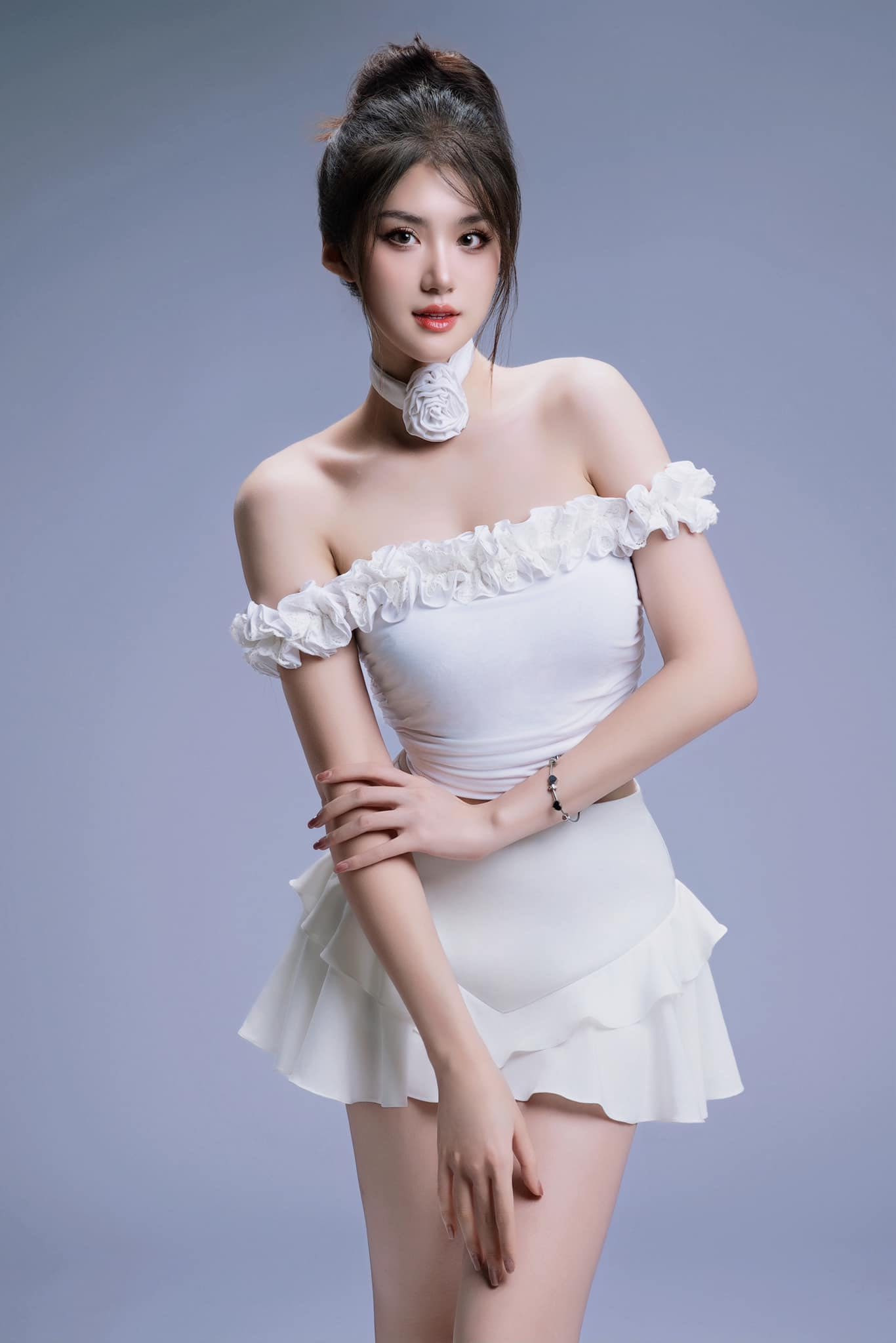 Hoa hậu Phương Oanh có da trắng, eo thon nhờ chăm tập gym và dưỡng da lành mạnh - Ảnh 6.