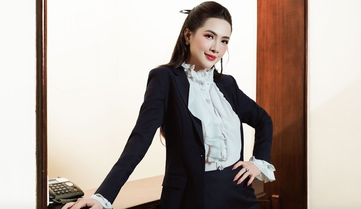 Hoa hậu Việt từng đăng quang quốc tế, U40 giữ chức phó chủ tịch là ai?插图1 Phan Thị Mơ thành đạt, giàu có ở tuổi 36.