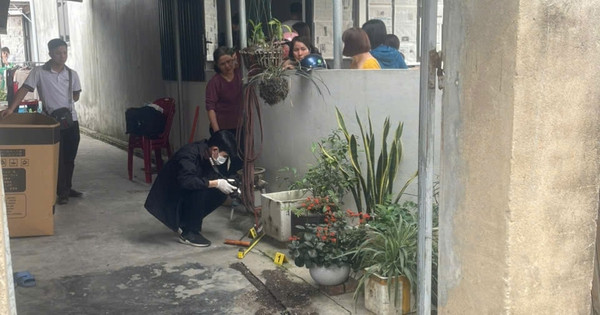 Người đàn ông rơi từ cầu Vĩnh Tuy tử vong, chìa khóa xe máy vẫn cắm trong ổ插图2 Người đàn ông rơi từ cầu Vĩnh Tuy tử vong, chìa khóa xe máy vẫn cắm trong ổ插图2